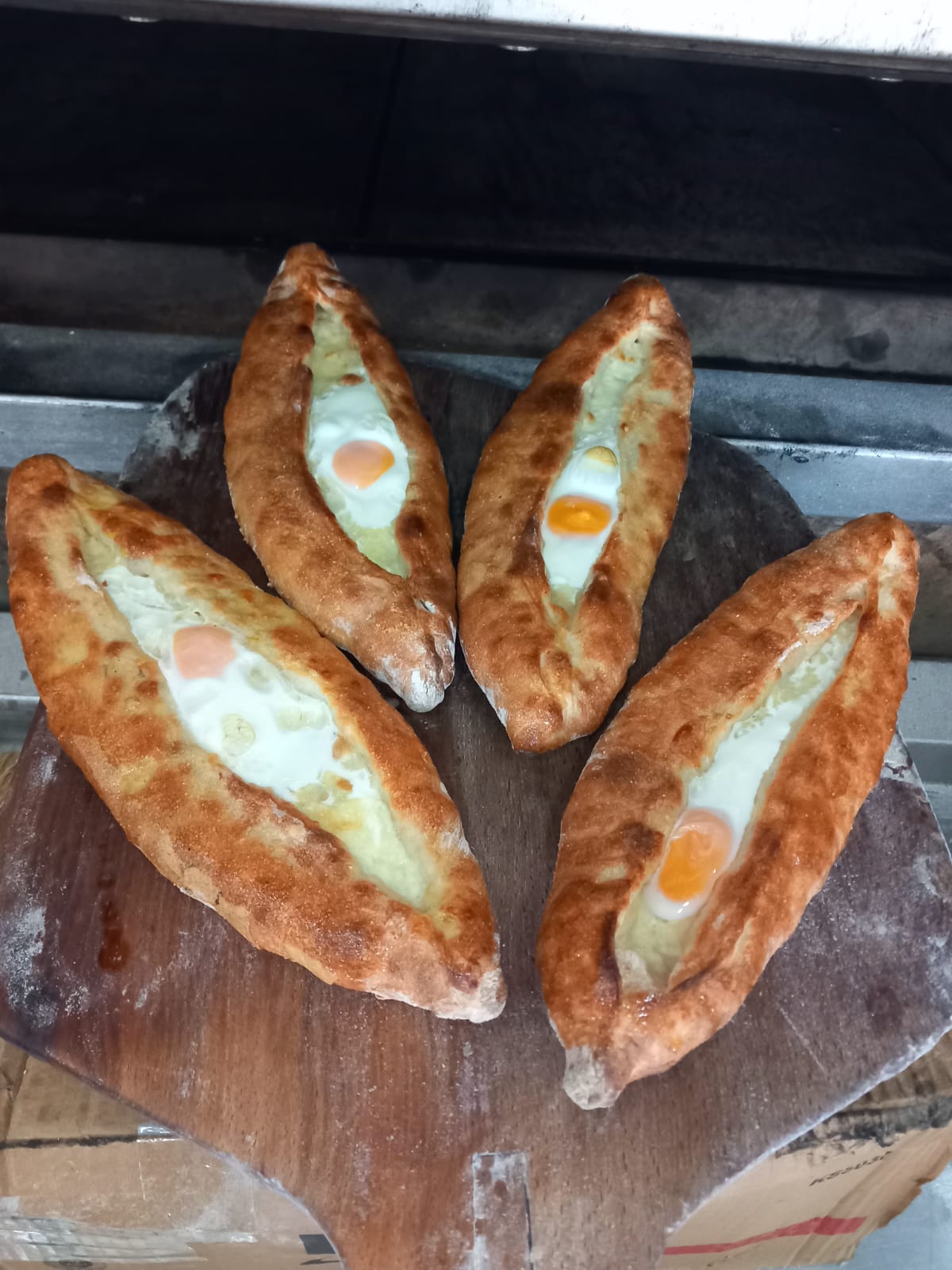 Baştan Pide Akçaabat'ta Pide Salonu