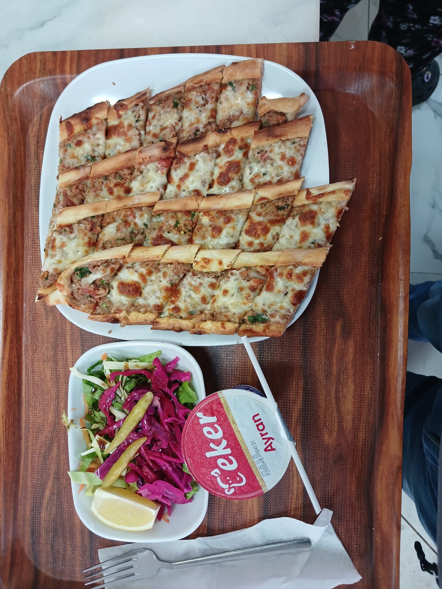 Kale Kardeşler Restoran Pide Çorba Izgara Sulu Yemek