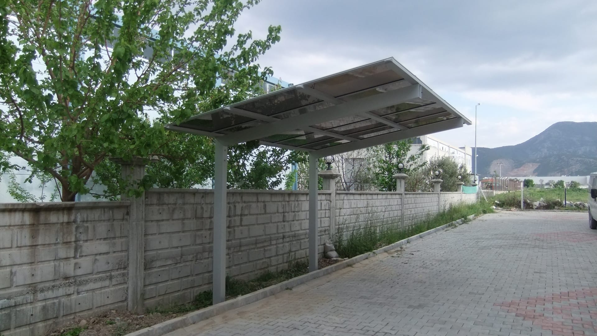 Tasarım Alüminyum Cam Balkon Sineklik Panjur 