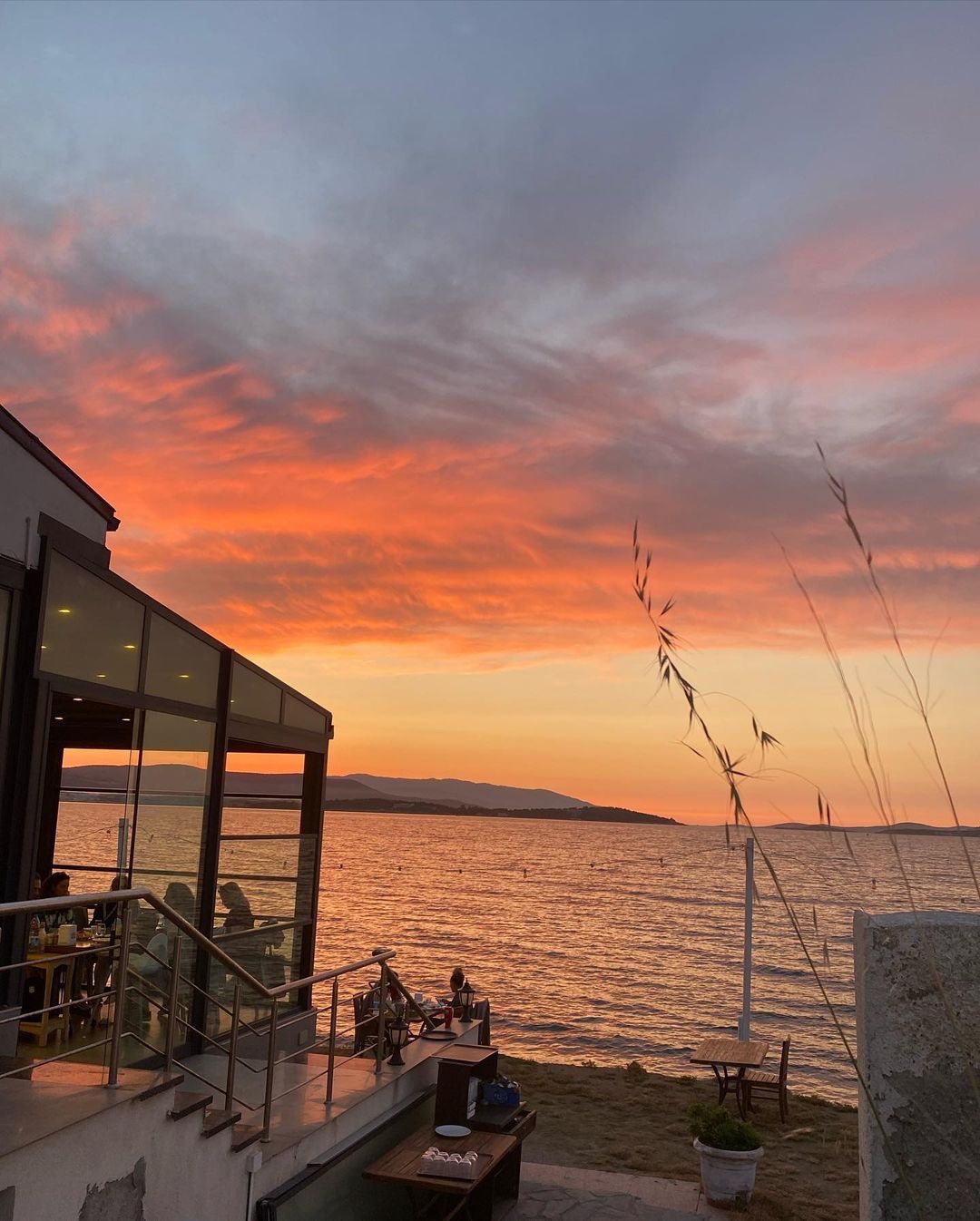 Adresim Urla Restoran Urla da Kuzu Piliç Çevirme 