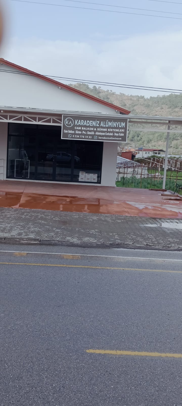 Karadeniz Alüminyum Cam balkon eşikli eşitsiz sürme korkuluk düsakabin plise sineklik