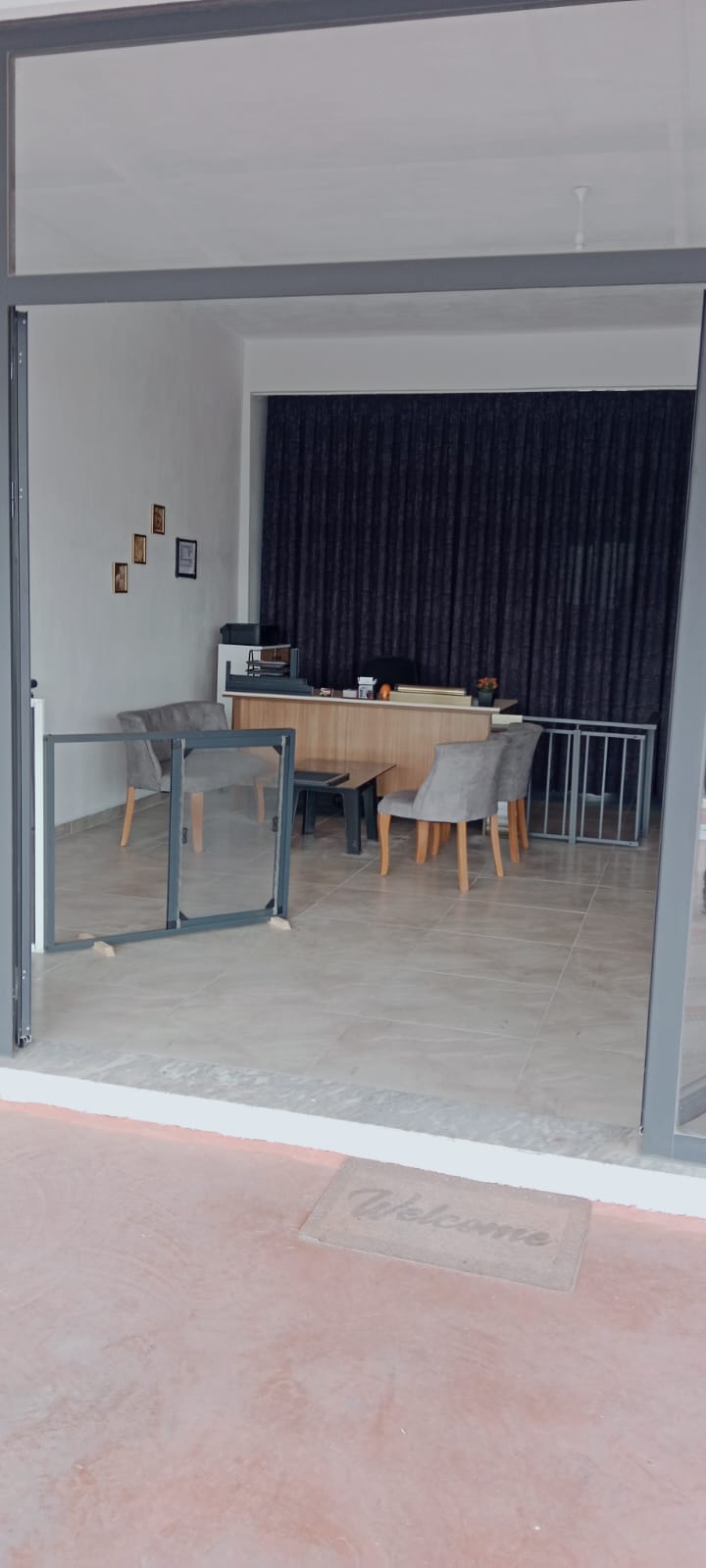 Karadeniz Alüminyum Cam balkon eşikli eşitsiz sürme korkuluk düsakabin plise sineklik