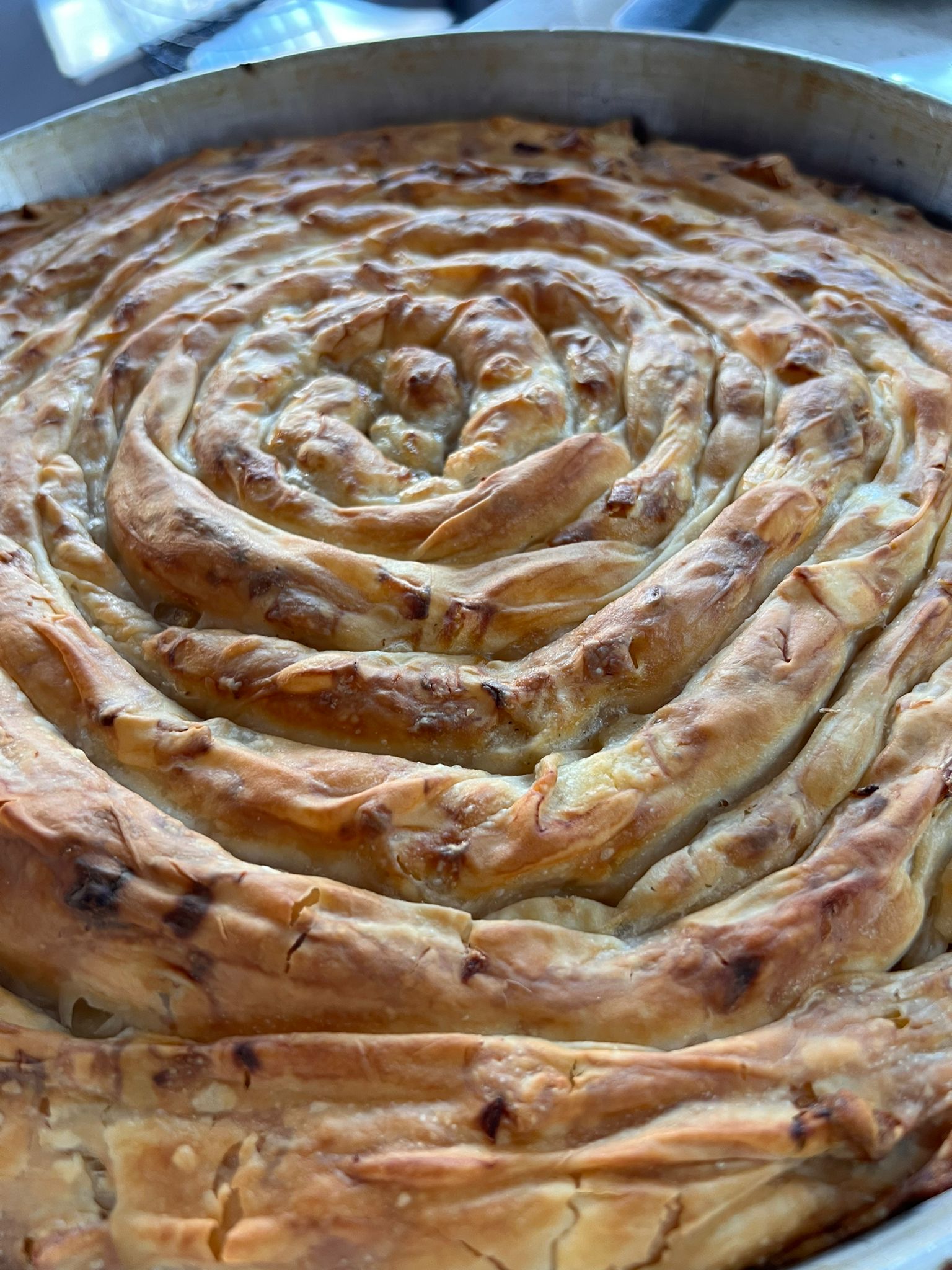 Saça Bureg Meşhur Boşnak Böreği Yeni Foça da Börek