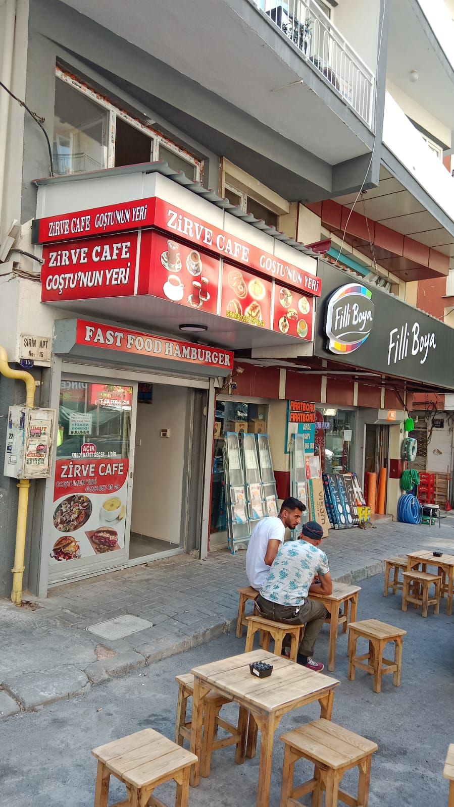 Zirve Cafe Fast Food Karabağlar da Fast Food