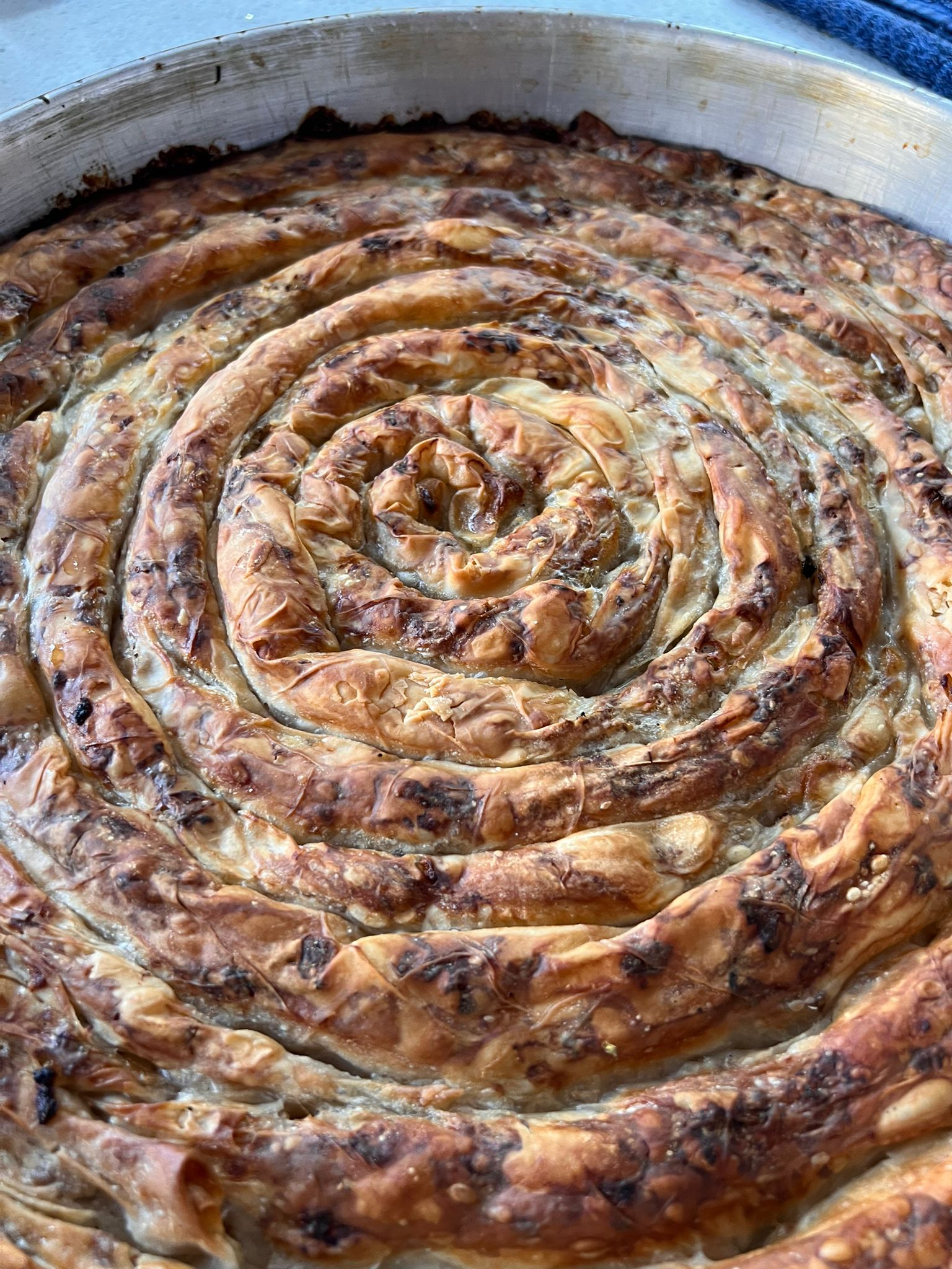 Saça Bureg Meşhur Boşnak Böreği Yeni Foça da Börek