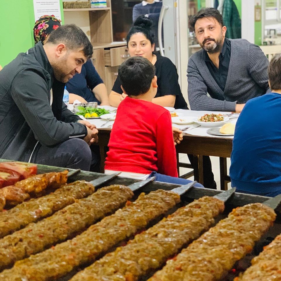 SALAŞ CİĞERCİ FARUK USTA Bucada Ciğer Kebap Salonları