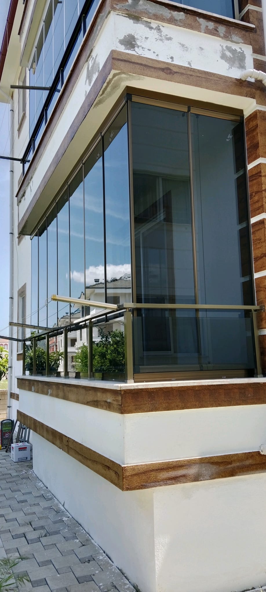 Karadeniz Alüminyum Cam balkon eşikli eşitsiz sürme korkuluk düsakabin plise sineklik