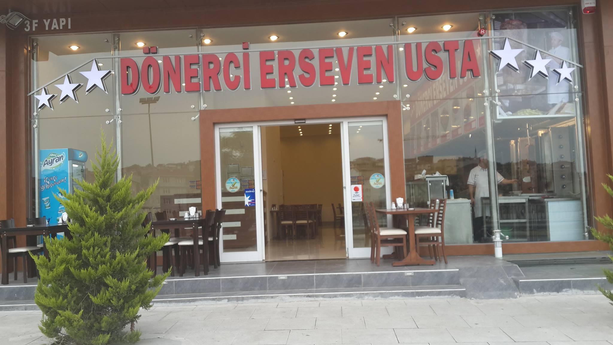 Dönerci Erseven Usta Tuzla da Et Dönerci 